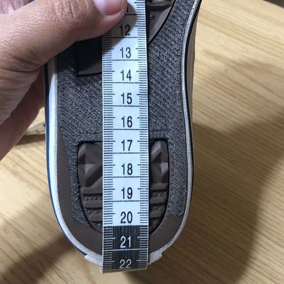 Converse High Top Graphic Sneakers Kids Size 12.5 - Picture 12 of 13